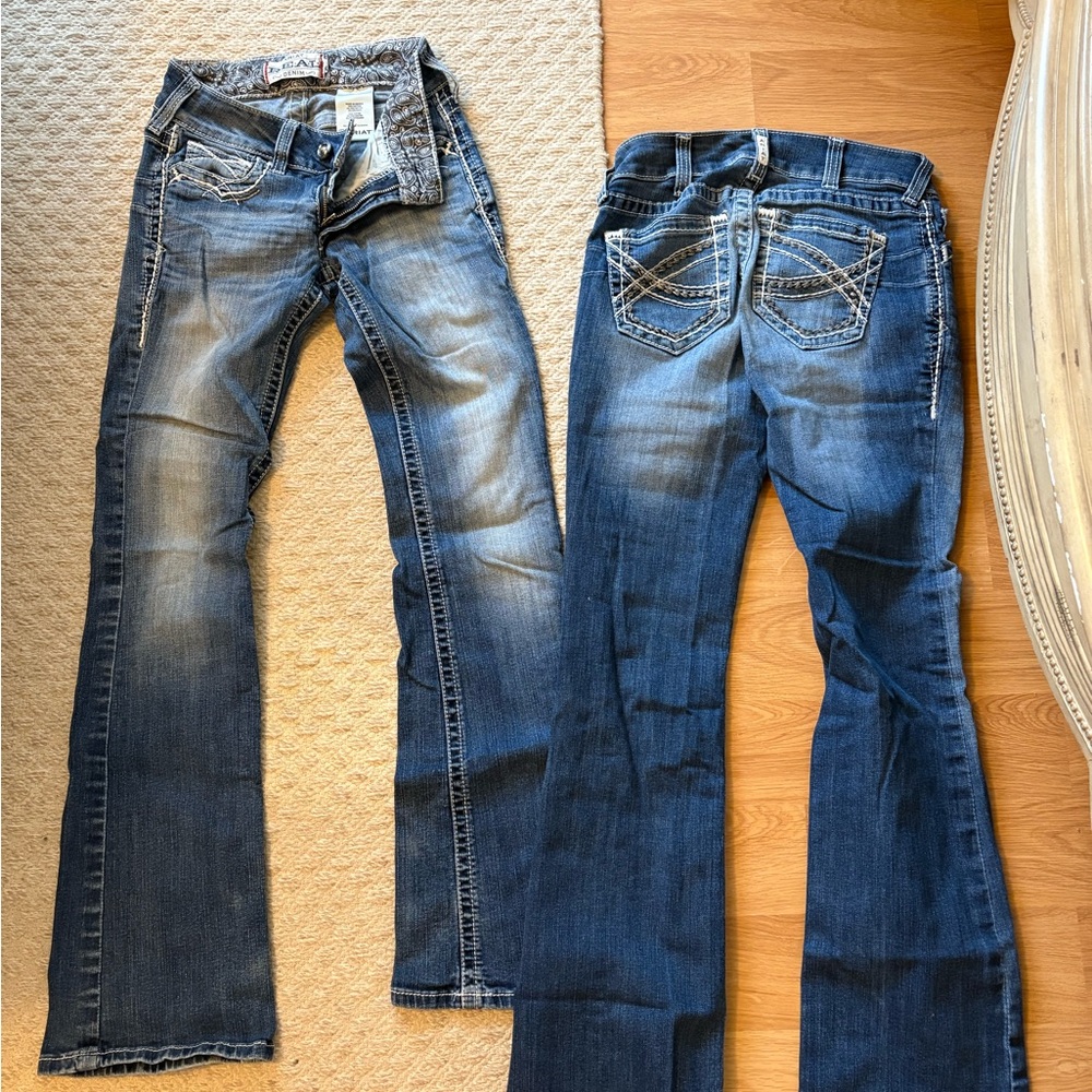 Ariat Women's Boot Cut Jeans in Classic Blue - only 1 pair size 26